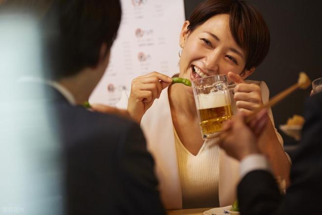 3次男子望而却步 女子：每次都是花我的钱pg电子中文模拟器江苏31岁女子相亲见面(图2)